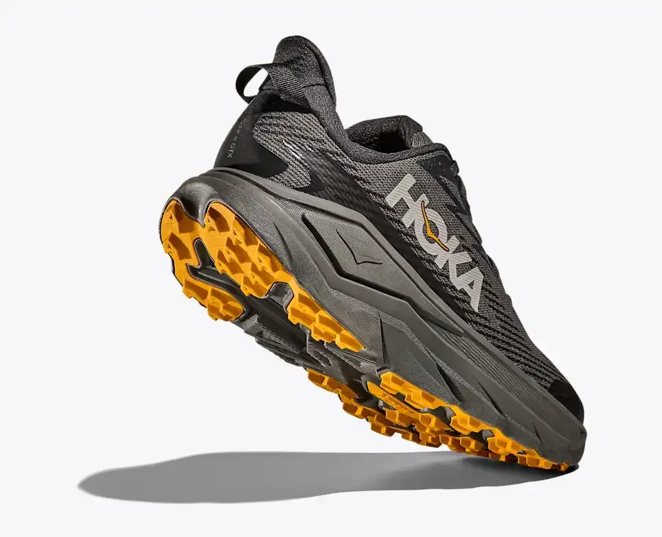 HOKA Challenger 8 GORE-TEX Asphalt Grey Varsity Yellow